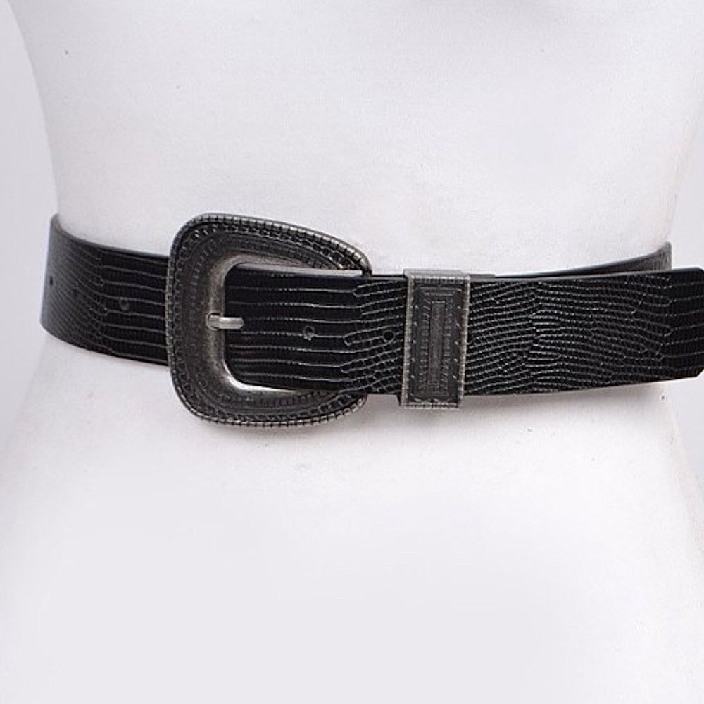 Black Vegan Textured Belt - Picture 2 of 3